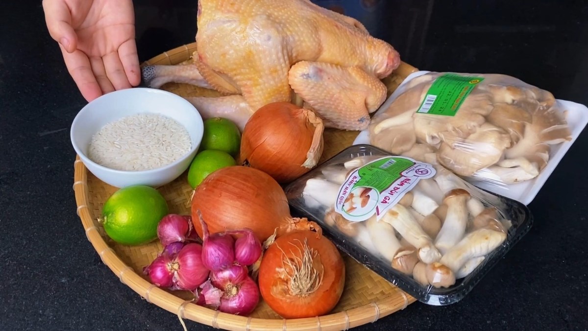 Nguyên liệu món ăn cháo gà nguyên con