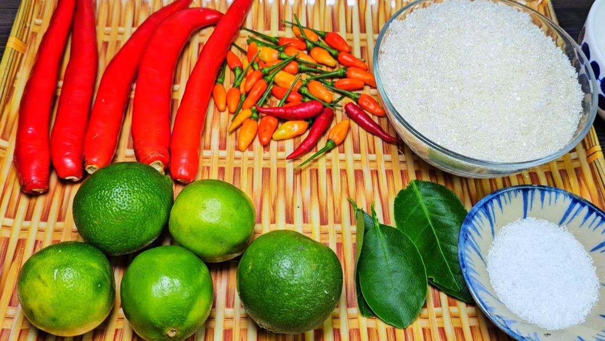 Nguyên liệu món ăn muối chấm gà luộc