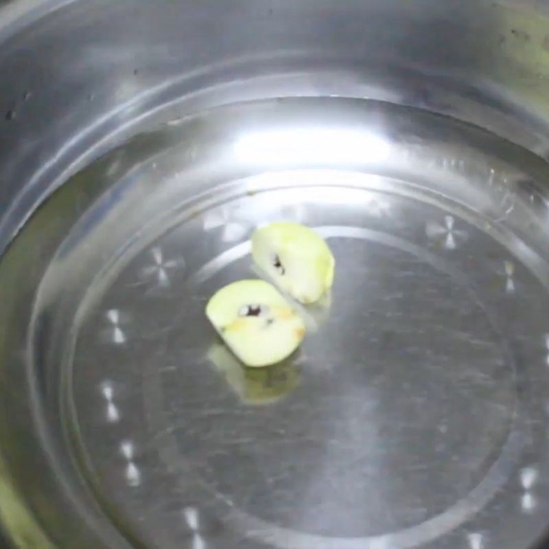 Bước 1 Sơ chế táo mèo Giấm táo mèo