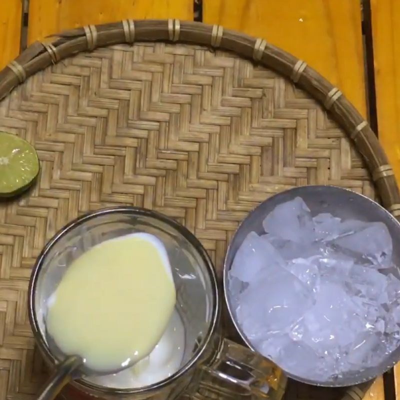 Bước 2 Trộn đều hỗn hợp yaourt dẻo Yaourt đá