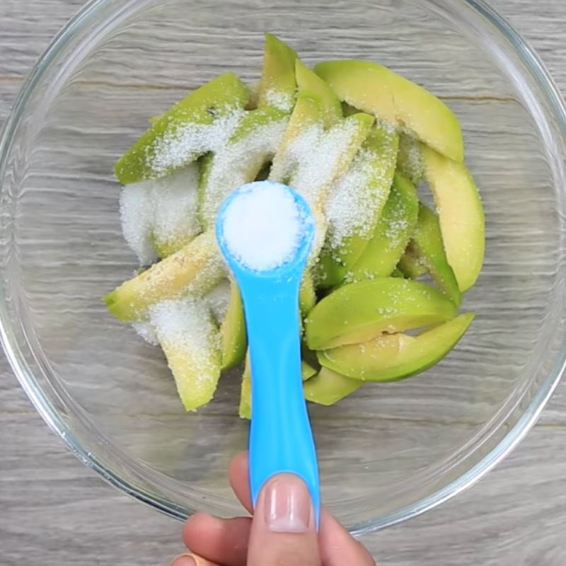 Bước 3 Trộn cóc dầm muối ớt siêu thấm vị Cóc dầm muối ớt