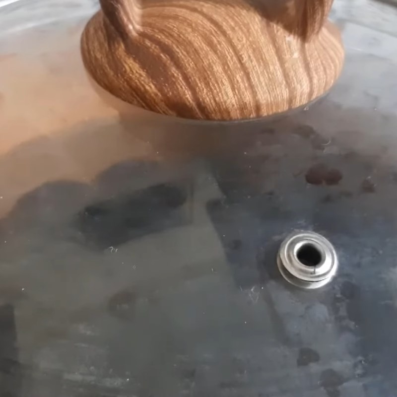 Bước 4 Công đoạn ỏm trám đen Om trám đen