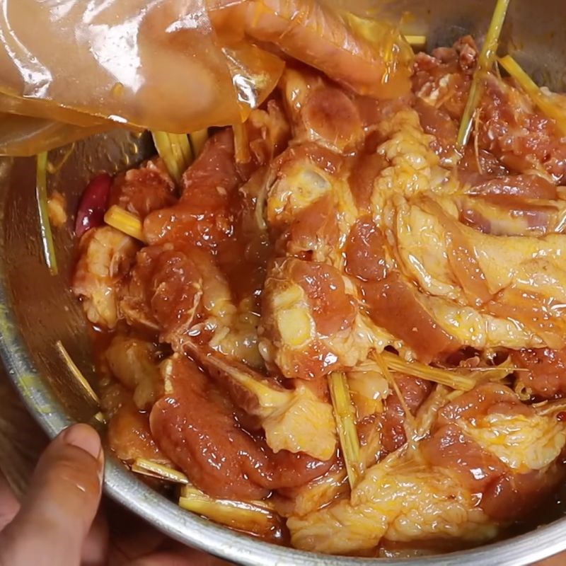 Bước 3 Cách ướp thịt nướng ngon đơn giản tại nhà Ướp thịt nướng đơn giản