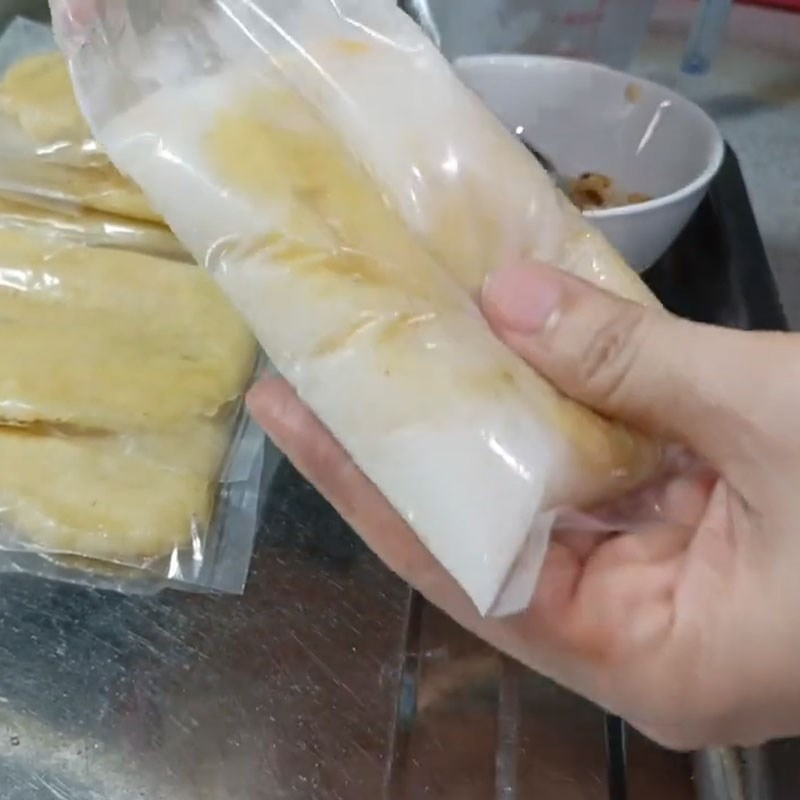 Bước 6 Cấp đông và bảo quản (Kiểm soát tinh thể đá) Kem chuối không bị đông đá