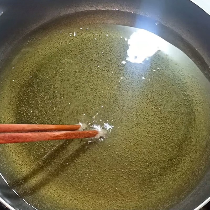 Bước 7 Chiên bánh phồng tôm Gỏi bò rau muống