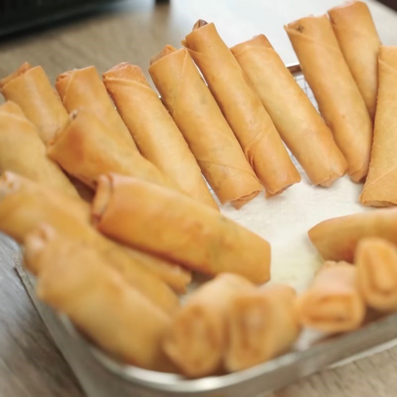 Bước 6 Chiên chả giò giòn rụm Chả giò chay khoai môn đậu xanh