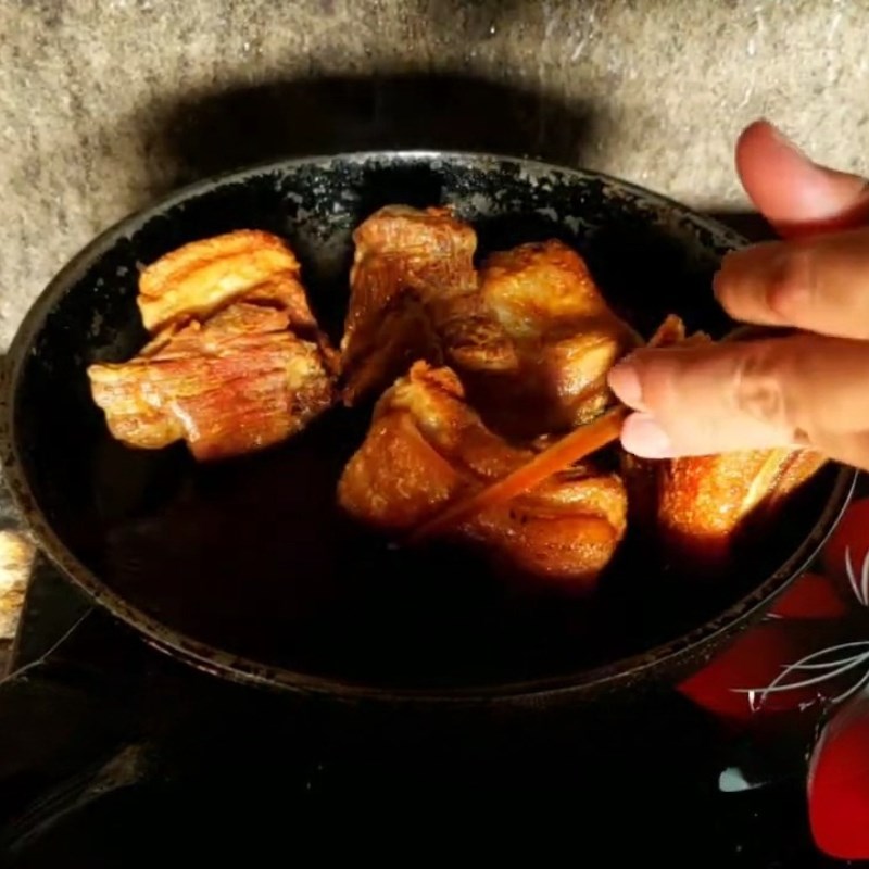 Bước 4 Chiên sơ thịt ba chỉ Khâu nhục Lạng Sơn