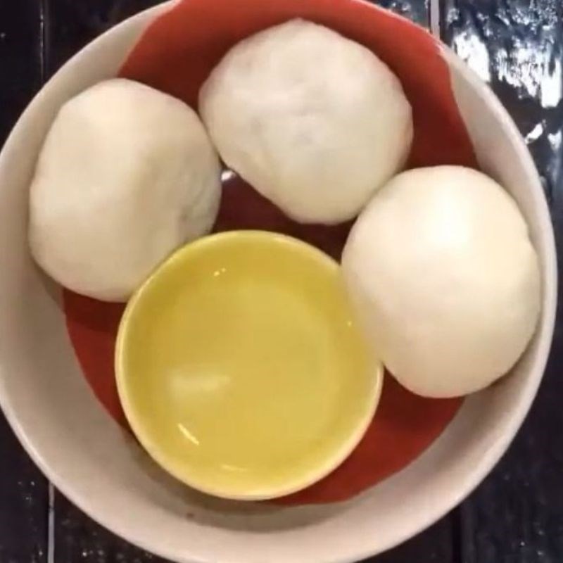 Bước 1 Chuẩn bị bánh bao và dụng cụ bánh bao hấp bằng lò vi sóng