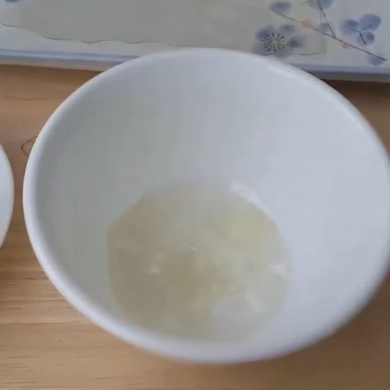 Bước 1 Chuẩn bị dụng cụ và ngâm Gelatin Kem tươi tại nhà