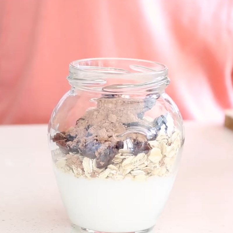Bước 2 Chuẩn bị sữa chua yến mạch vị cacao chuối Sữa chua yến mạch