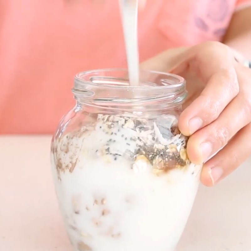 Bước 2 Chuẩn bị sữa chua yến mạch vị cacao chuối Sữa chua yến mạch