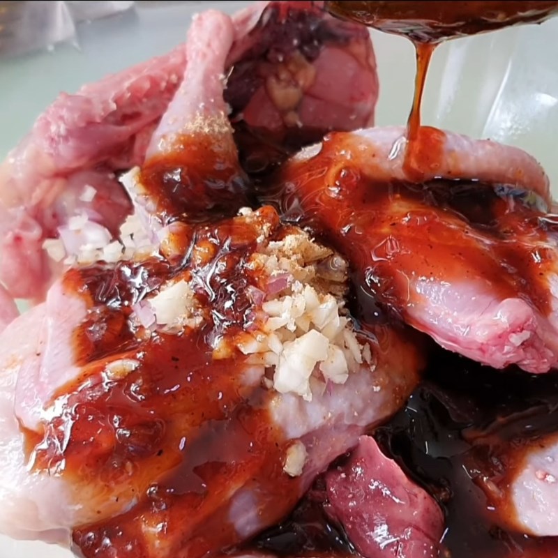 Bước 2 Công thức ướp chim cút nướng Chim cút nướng bằng nồi chiên không dầu