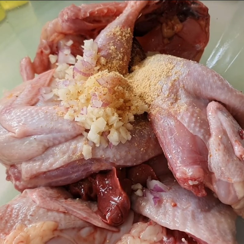 Bước 2 Công thức ướp chim cút nướng Chim cút nướng bằng nồi chiên không dầu