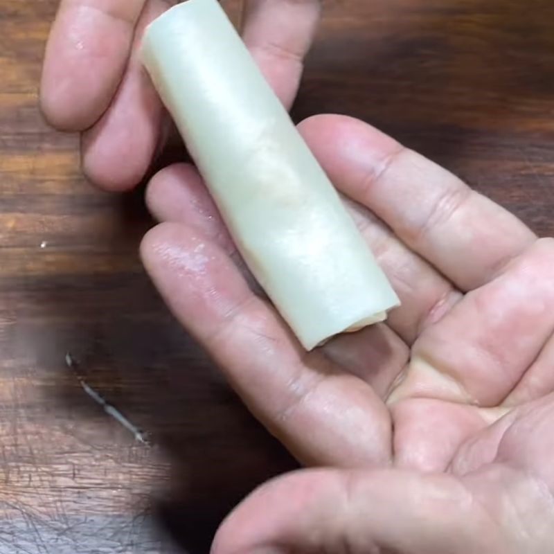 Bước 4 Cuốn chả giò Chả giò hải sản sốt mayonnaise