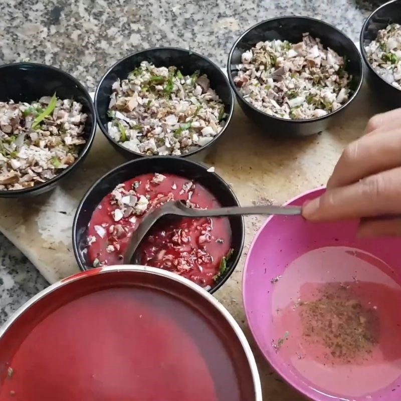 Bước 5 Đánh tiết canh ngan Tiết canh ngan