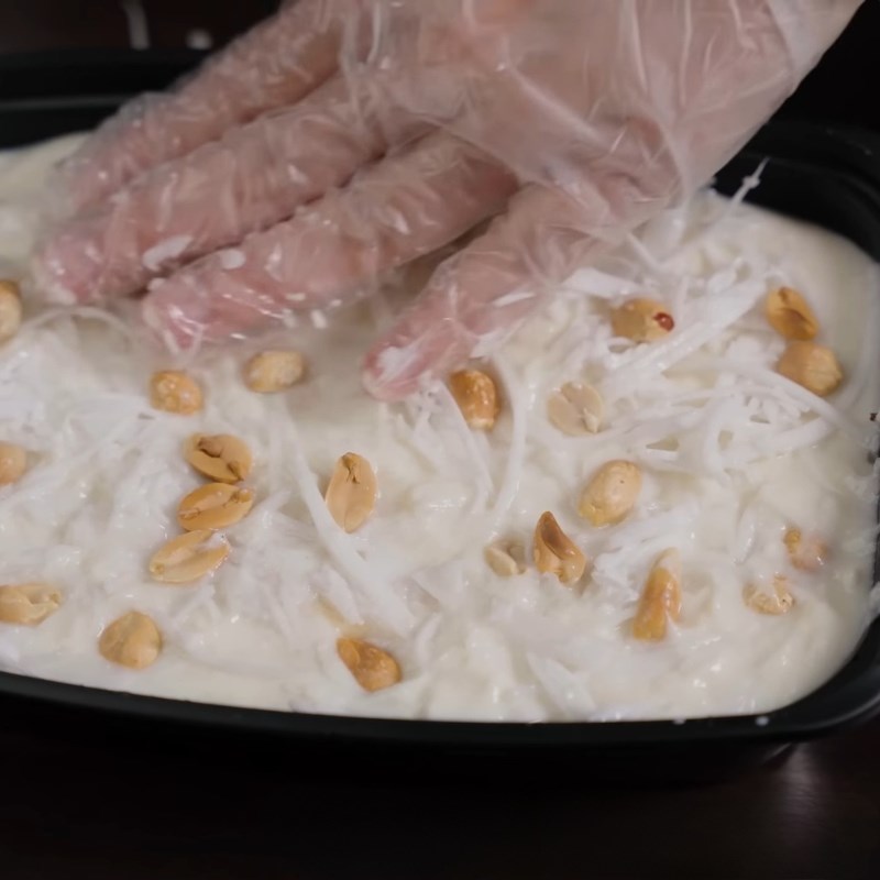 Bước 4 Đổ khuôn kem chuối hấp dẫn Kem chuối không cần bột năng