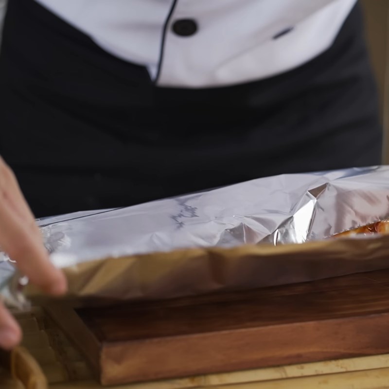 Bước 4 Gói cá và hấp chín Cá hấp giấy bạc