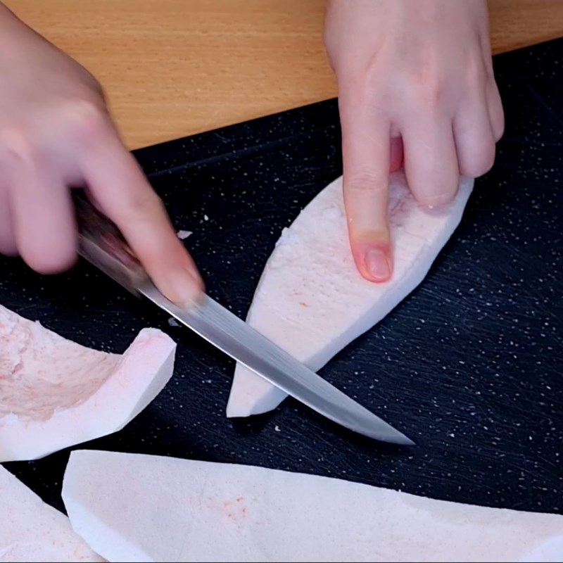 Bước 2 Gọt cùi bưởi Chè cùi bưởi