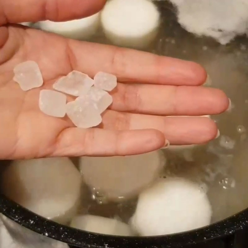 Bước 4 Hầm nước dùng phở và nêm gia vị cơ bản phở đuôi bò