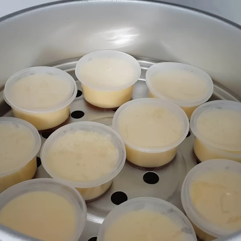 Bước 3 Hấp bánh flan không rỗ Bánh flan công thức kinh doanh