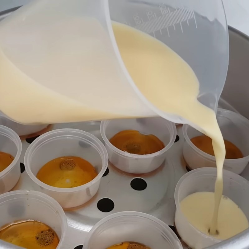 Bước 3 Hấp bánh flan không rỗ Bánh flan công thức kinh doanh