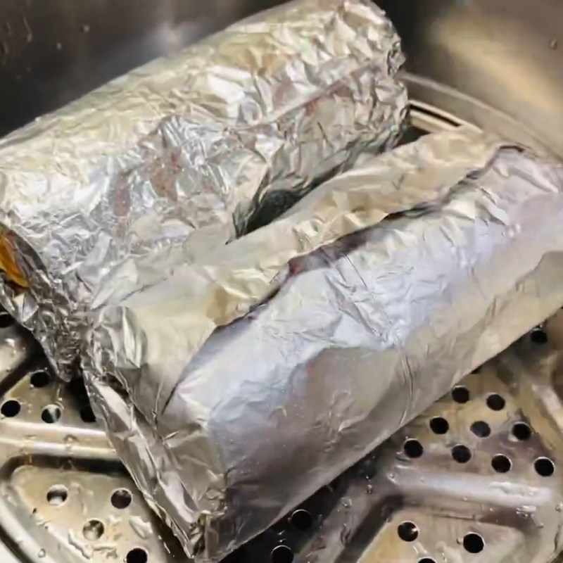 Bước 4 Hấp giò gà nấm hương Giò gà nấm hương