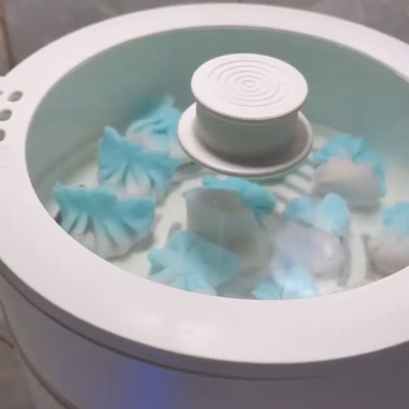 Bước 6 Hấp hoặc chiên há cảo Há cảo bằng bột mì và bột năng