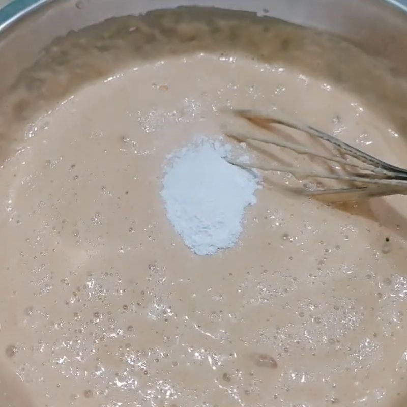 Bước 4 Hoàn thiện bột và chuẩn bị hấp Bánh bò Cao Bằng