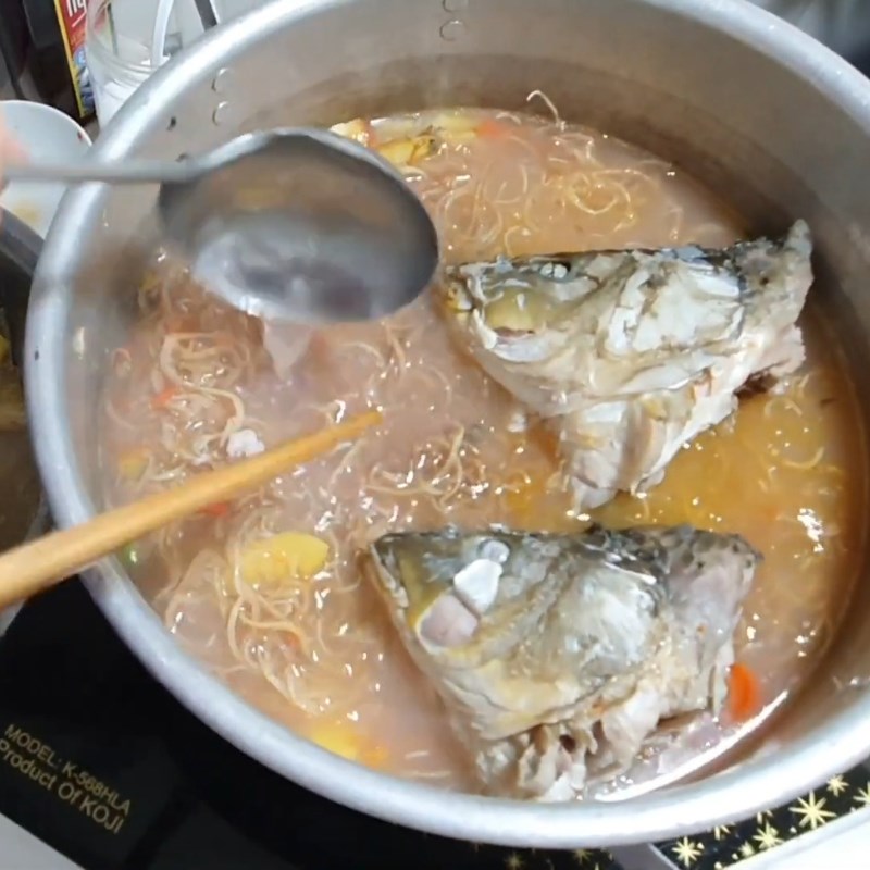 Bước 5 Hoàn thiện món ăn Canh cá nấu hoa chuối