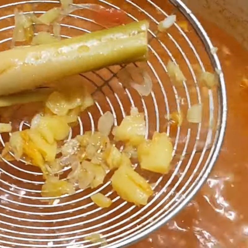 Bước 5 Hoàn thiện nước lẩu chua cay Lẩu cua Cà Mau