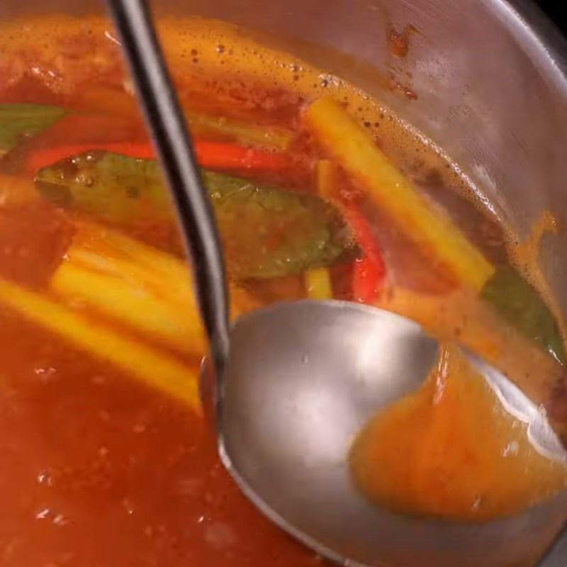 Bước 4 Hoàn thiện nước lẩu Thái chuẩn vị lẩu thái hải sản