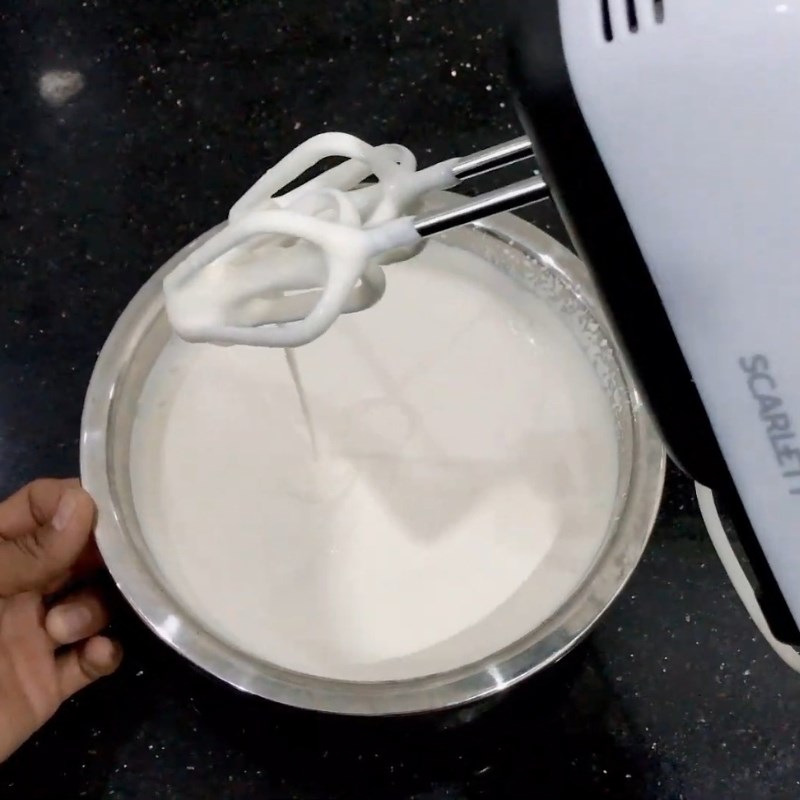 Bước 3 Kiểm tra độ tơi xốp của kem Kem muối cà phê