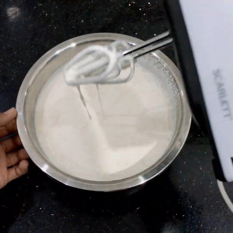 Bước 3 Kiểm tra độ tơi xốp của kem Kem muối cà phê