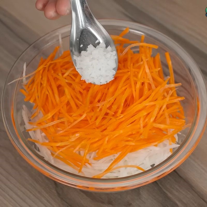 Bước 4 Làm đồ chua Bún trộn thịt nướng