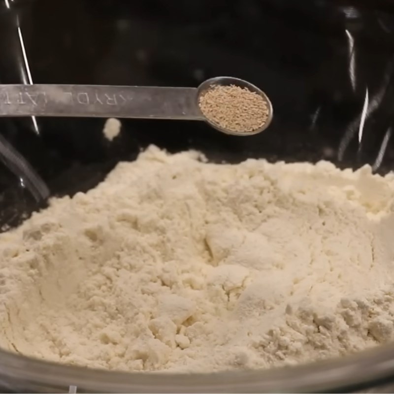 Bước 1 Làm và ủ bột cái Bánh mì Việt Nam