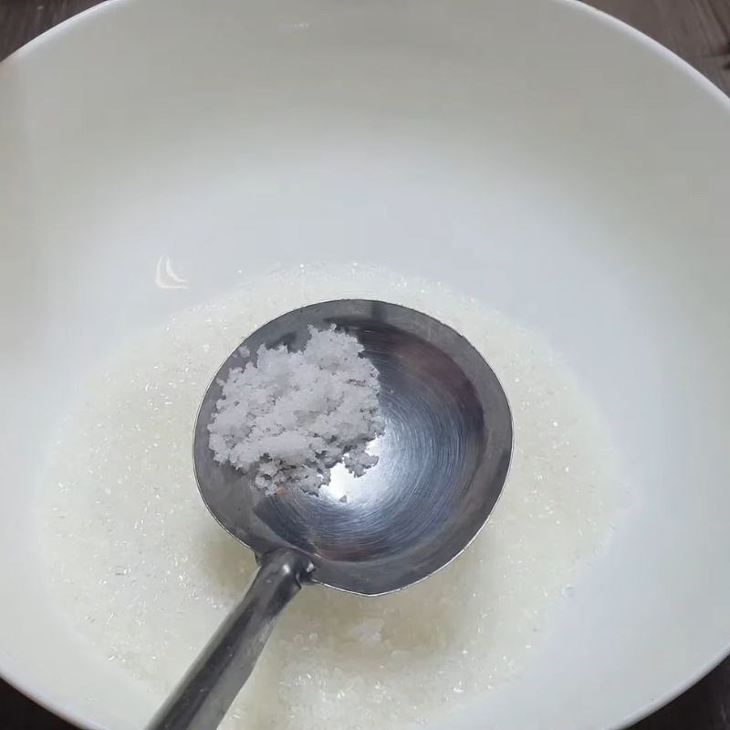 Bước 4 Luộc chè và pha nước đường Chè trôi nước bằng bột năng