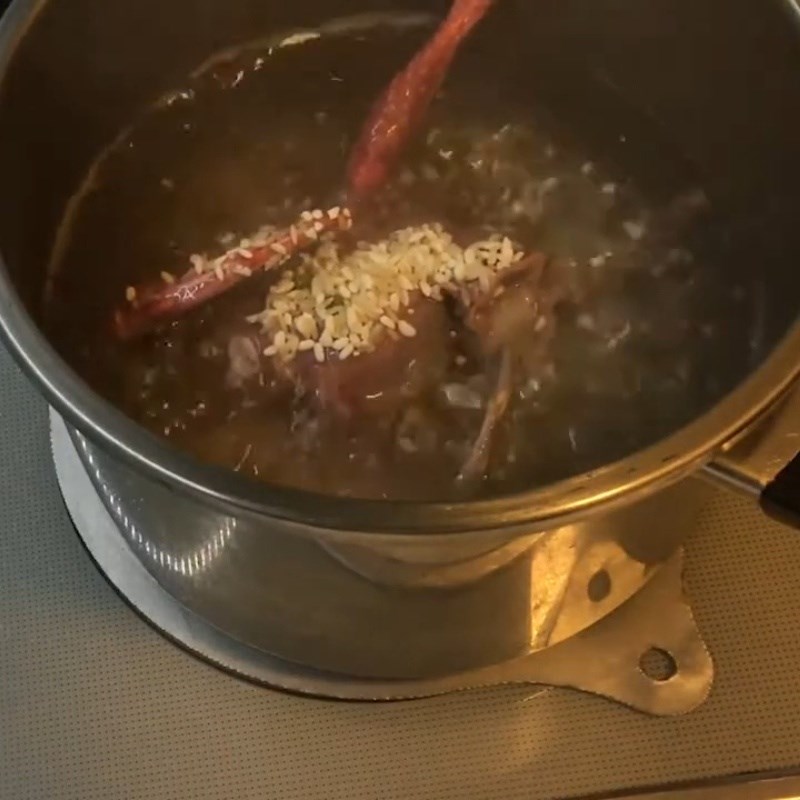 Bước 4 Nấu cháo chim bồ câu đậu xanh hạt sen Cháo chim bồ câu