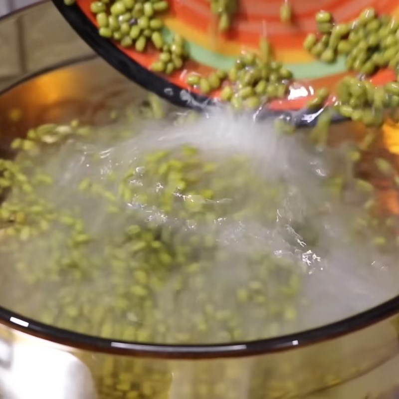 Bước 3 Nấu chè đậu xanh với phổ tai Chè đậu xanh nấu đơn giản