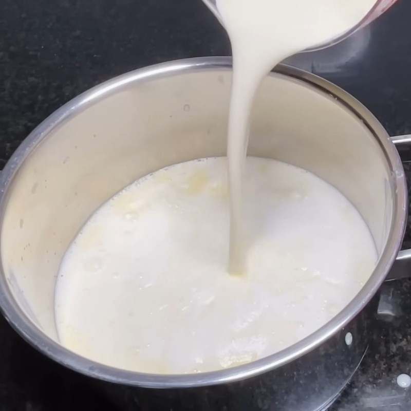 Bước 2 Nấu nước cốt chè Thái Nước cốt chè Thái