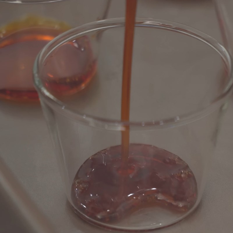 Bước 1 Nấu sốt caramen Bánh caramen