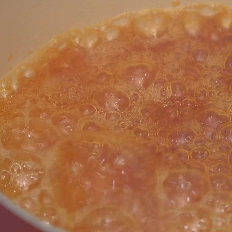 Bước 1 Nấu sốt caramen Bánh caramen