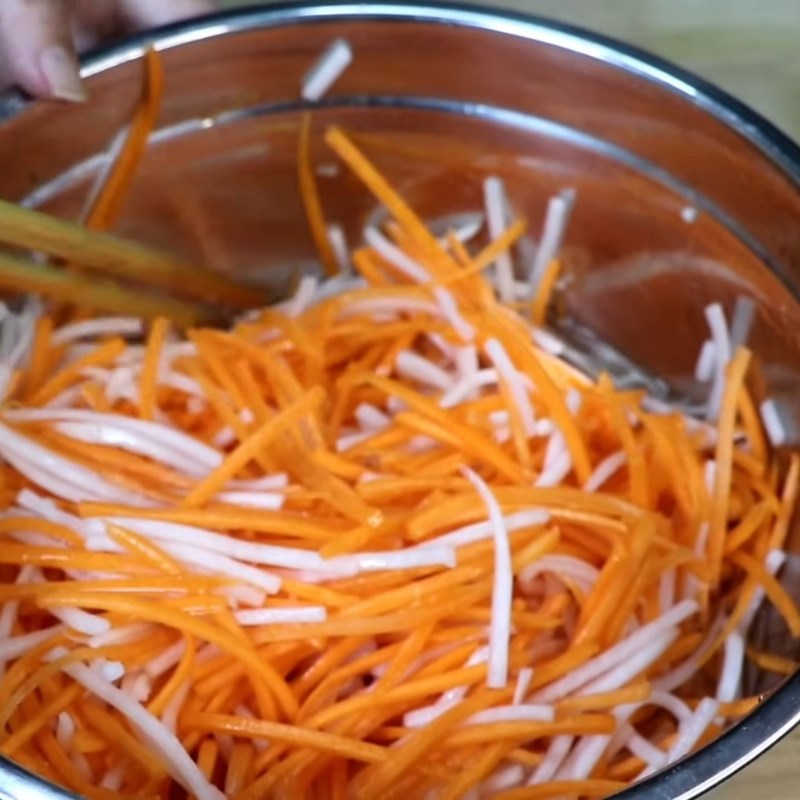 Bước 3 Ngâm đồ chua Đồ chua ăn cơm tấm