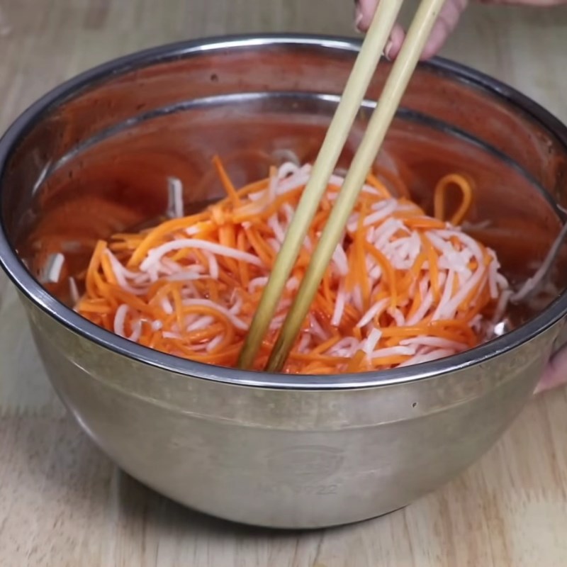 Bước 3 Ngâm đồ chua Đồ chua ăn cơm tấm