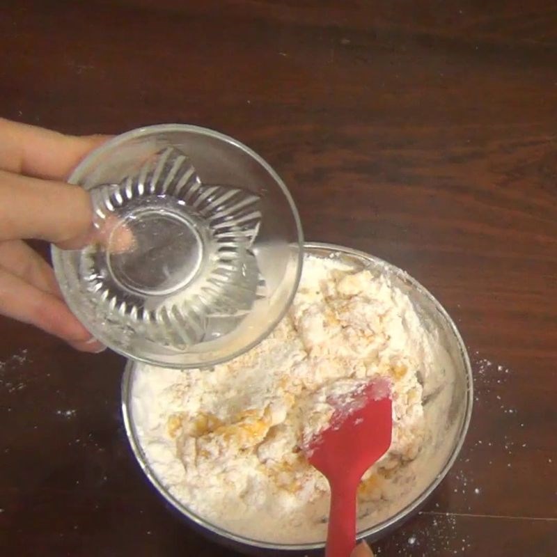 Bước 3 Nhào và ủ bột bánh quy bánh quy bằng nồi chiên không dầu