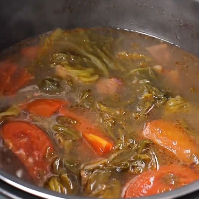 Bước 3 Ninh mềm dẻ sườn bò Dẻ sườn bò nấu dưa chua