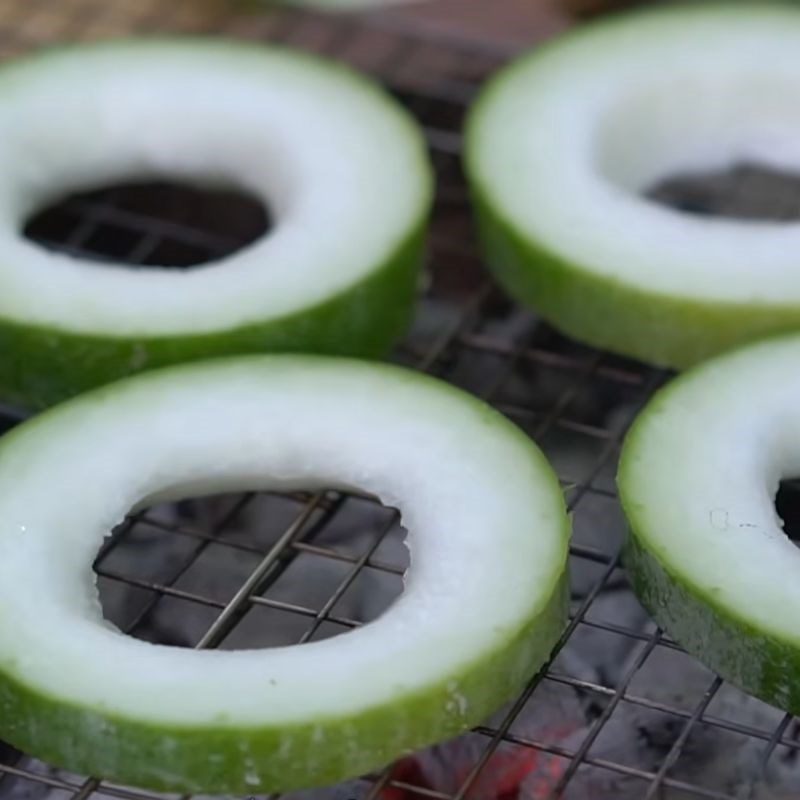 Bước 3 Nướng bí đao và mía tăng hương vị đặc trưng Trà bí đao tươi