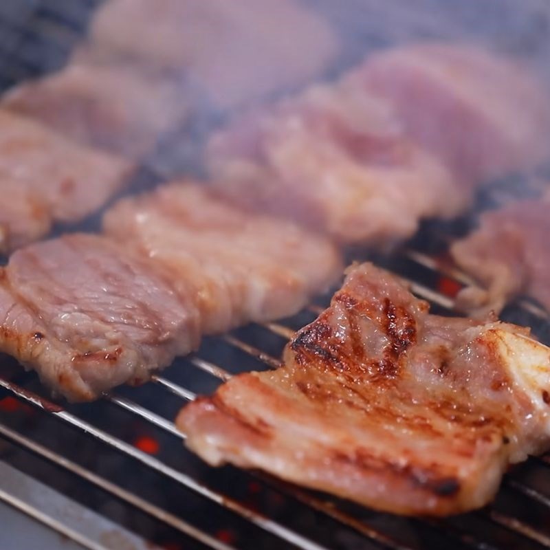 Bước 5 Nướng thịt ba rọi trên than hoa Thịt nướng than hoa