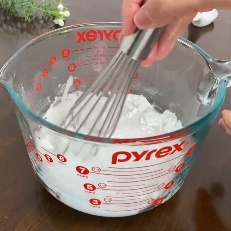 Bước 1 Pha bột bánh cuốn bằng bột gạo và ủ bột Bánh cuốn bằng bột gạo