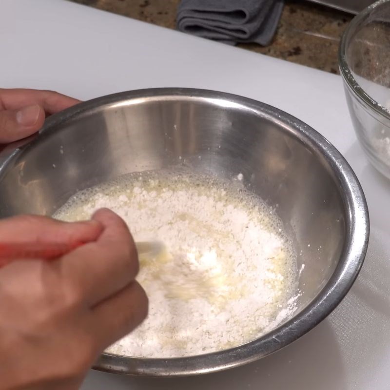 Bước 7 Pha bột tempura Tôm chiên tempura