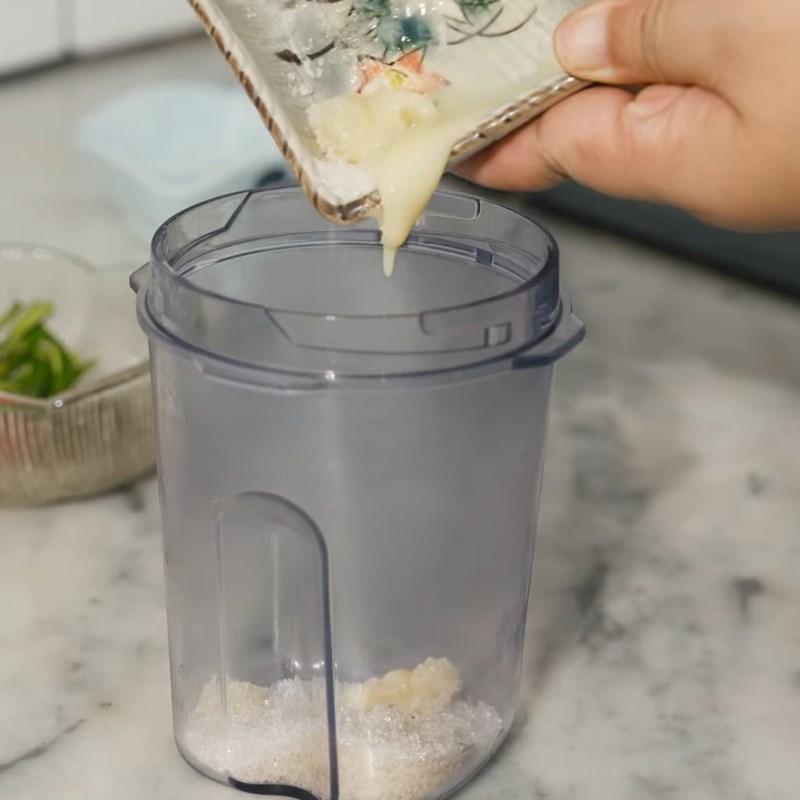 Bước 2 Pha chế nước chấm chân gà sốt Thái Nước chấm chân gà sốt Thái